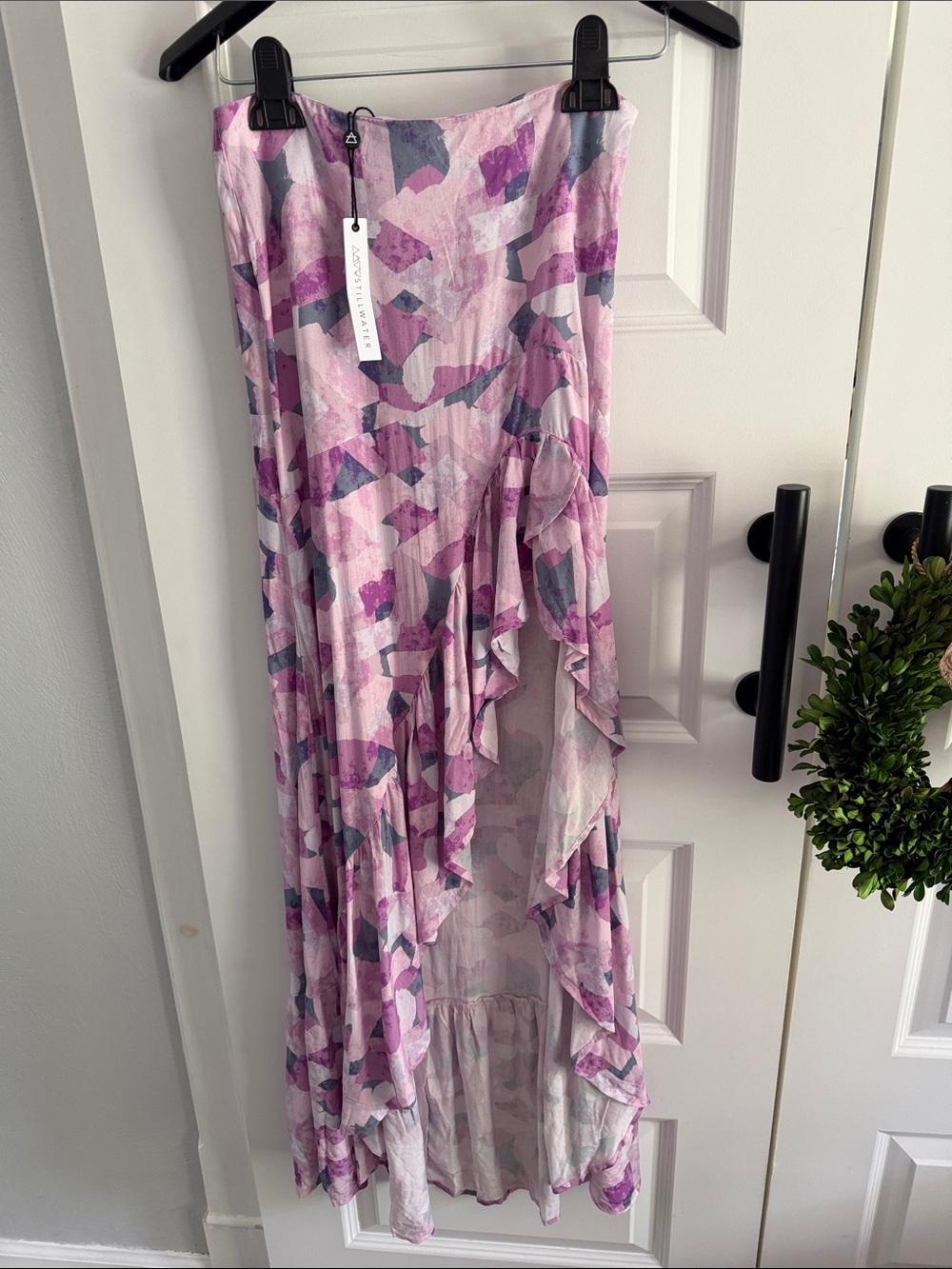 Women’s Pink Abstract‎ Ruffle High-Low Skirt small - Picture 2 of 7